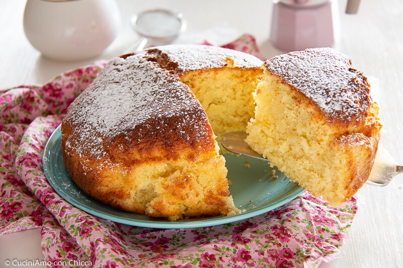 COCONUT CAKE cooked in the air fryer