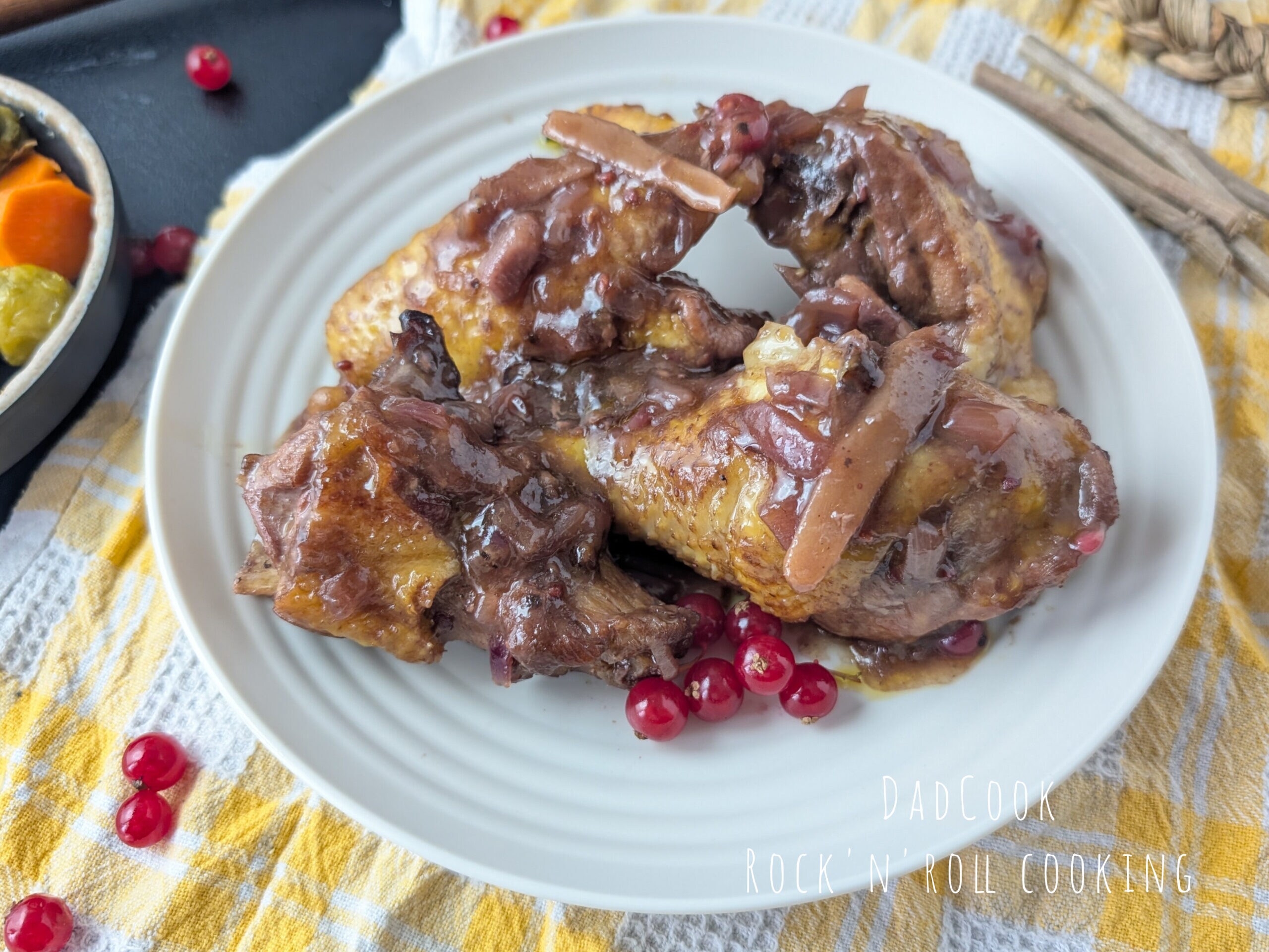 Capon with Berries: A Burst of Unexpected Flavors