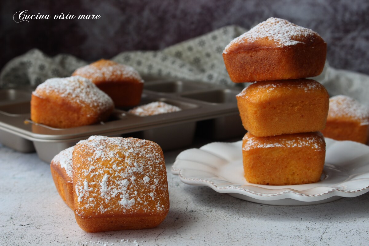Carrot and Almond Mini Cakes