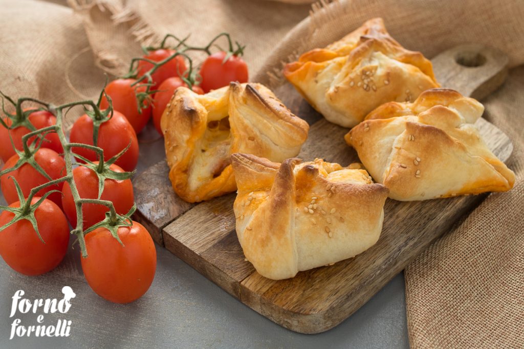 Cipollina Catanese, Catanese Onions, Catanese Onions with Puff Pastry, Sicilian Onions