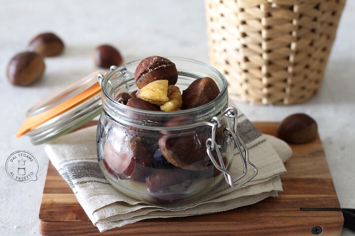 CHESTNUTS IN MICROWAVE JAR COOKING