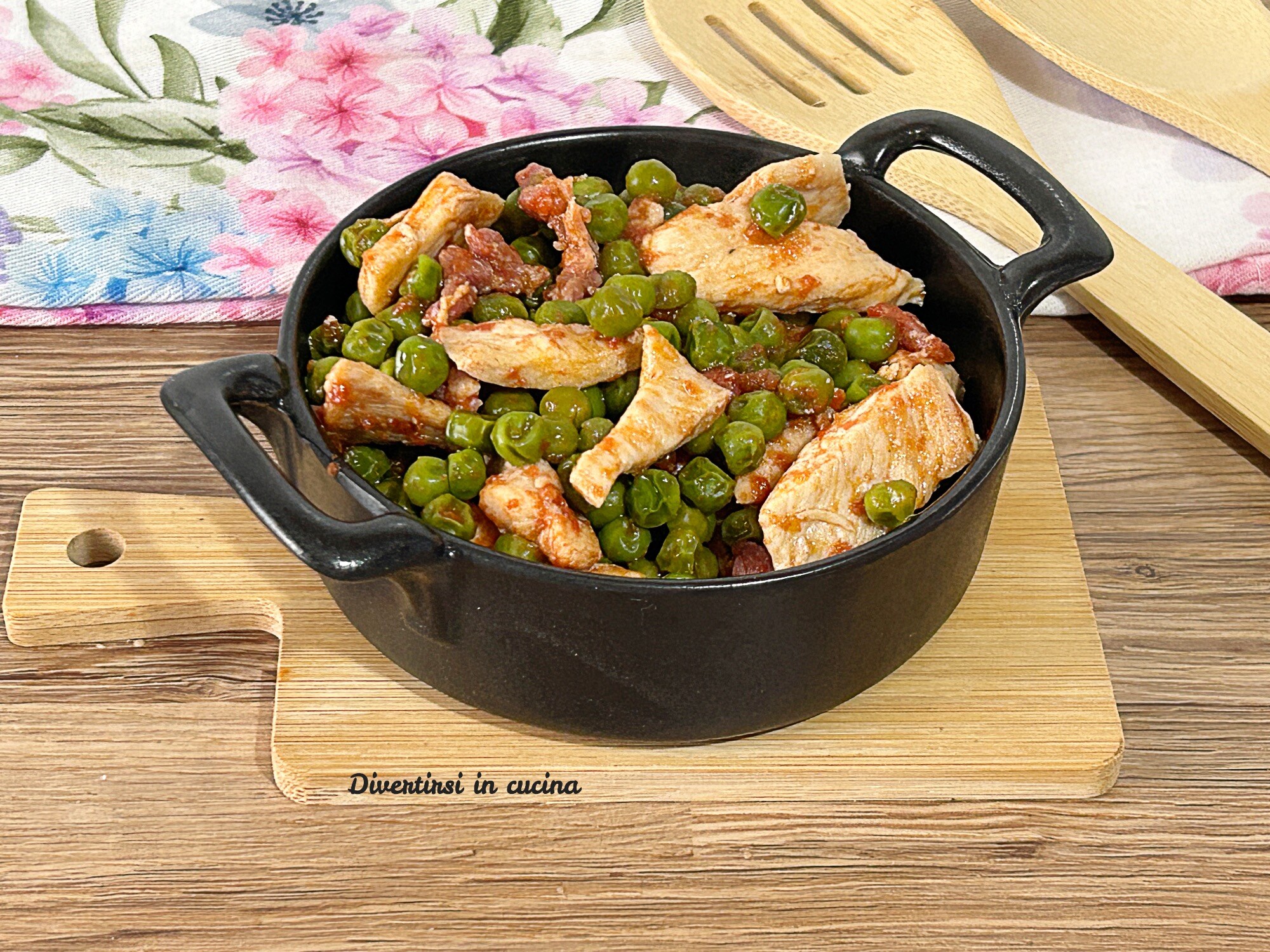 Chicken Bites with Peas