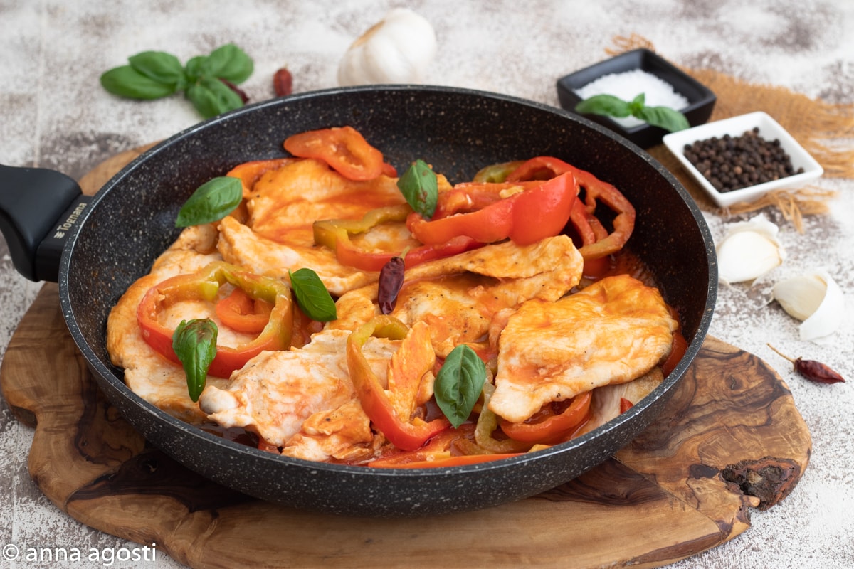 Chicken Scallops with Peppers