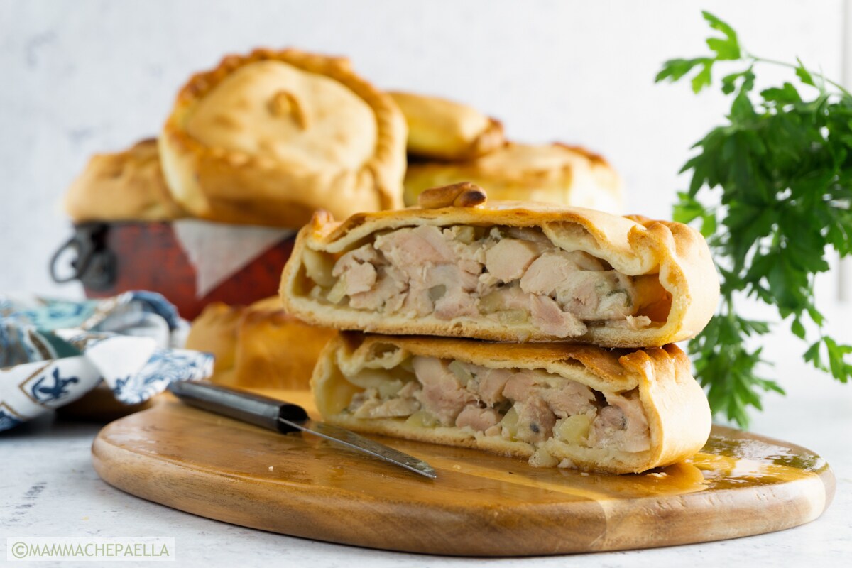 Chicken and Potato Impanate, the Easter ‘mpanate in Ragusa style Chiaramonte-style