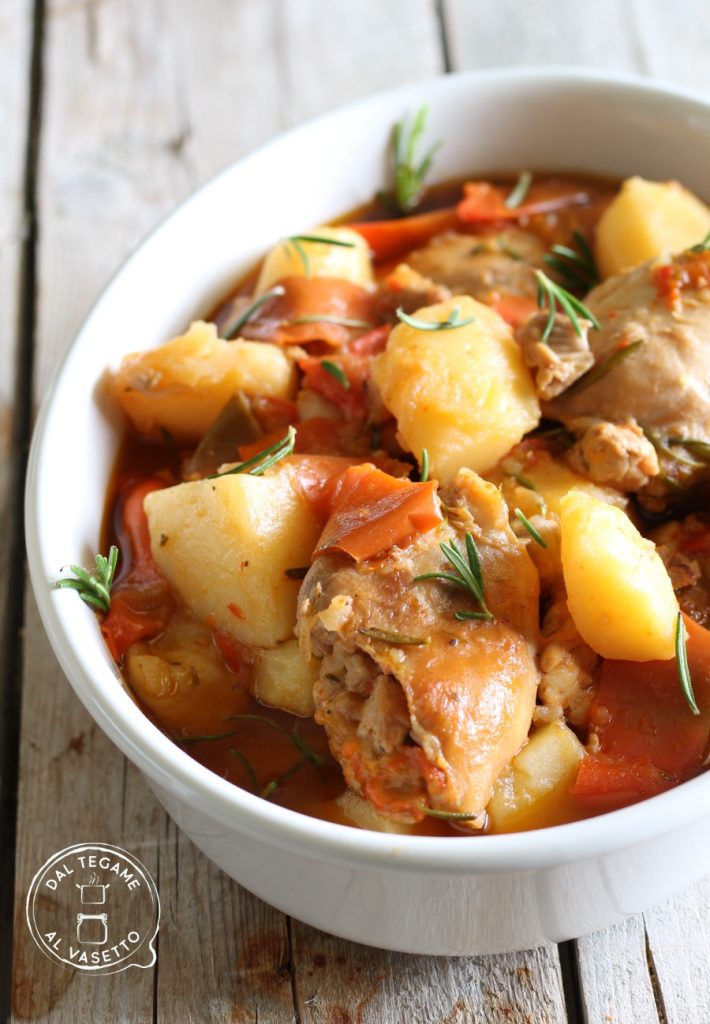 Chicken with Bell Peppers and Potatoes in Instant Pot