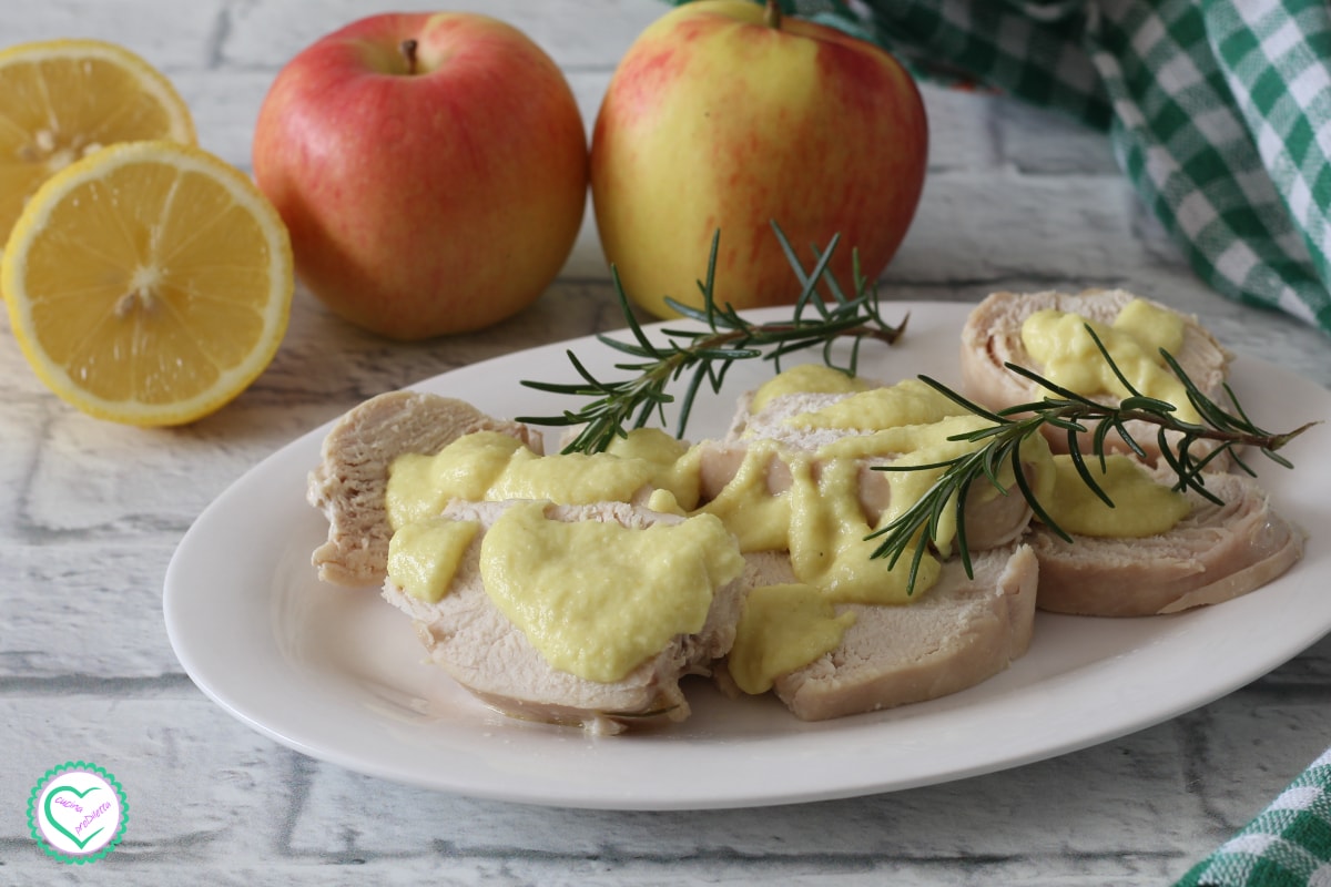 Chicken with Apples and Curry