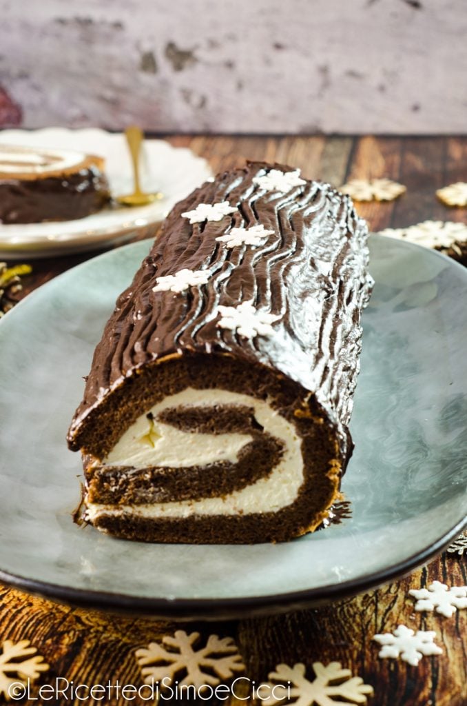 Chocolate and Mascarpone Log (Chocolate Roll)