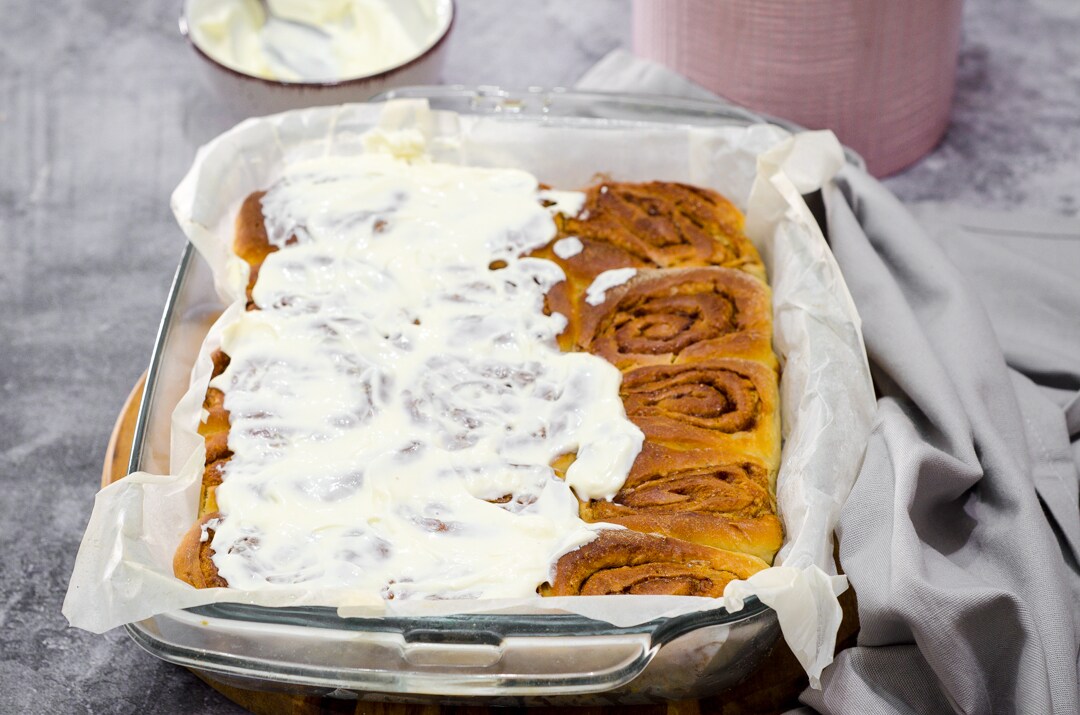 Cinnamon rolls, soft and delicious cinnamon swirls!