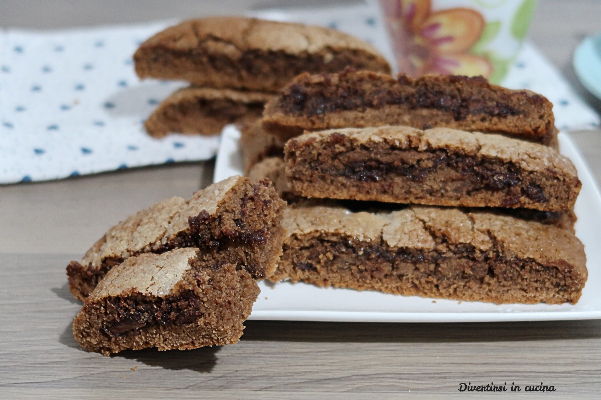 Coffee Cookies Filled with Nutella