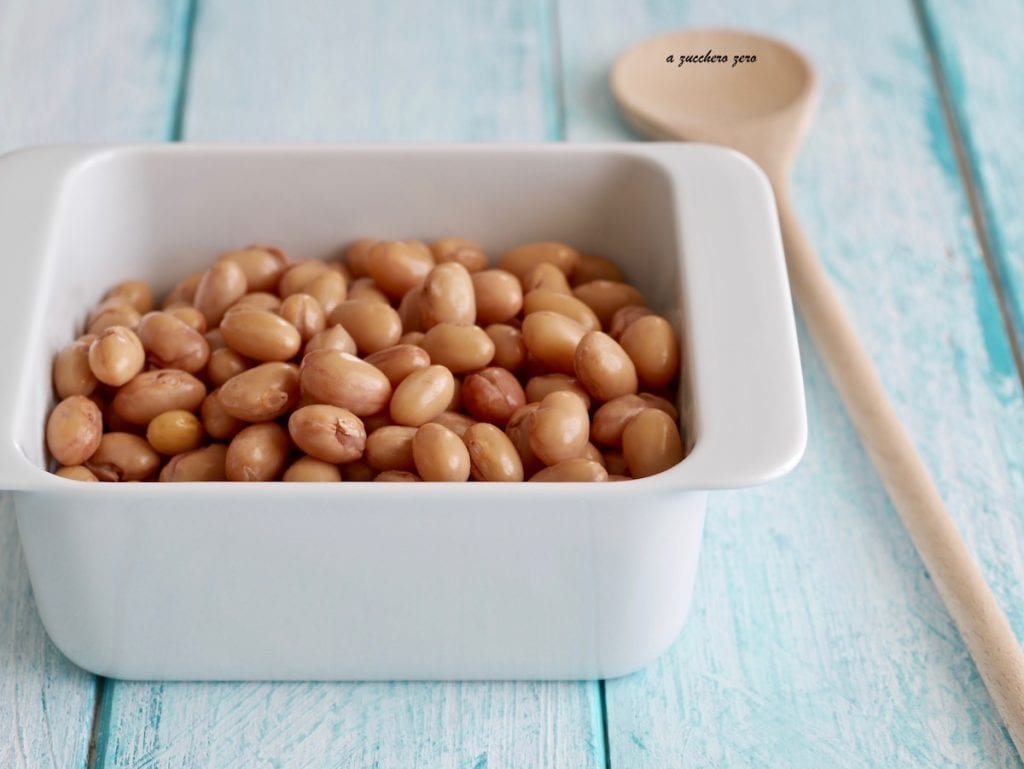 Cooking fresh beans in a pressure cooker | basic easy and light recipe