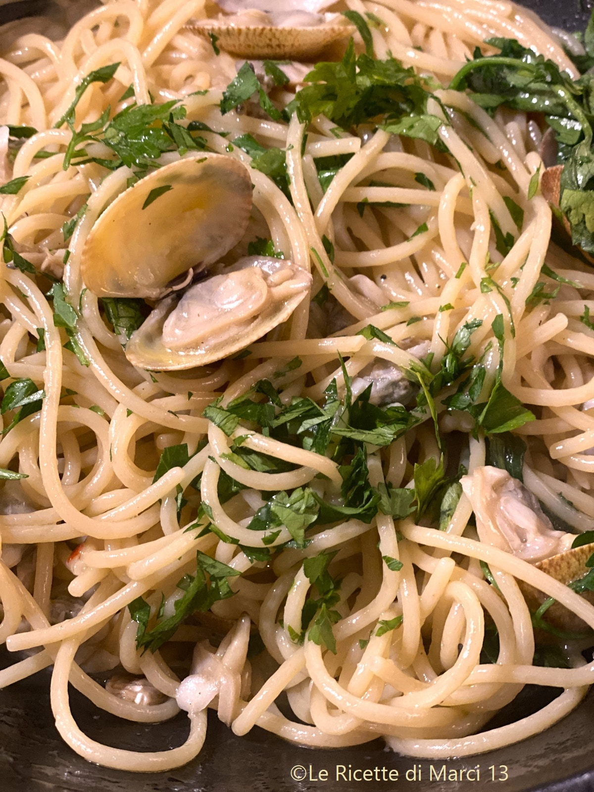 Creamy Clam Vermicelli. Foolproof Neapolitan Recipe, All Tricks and Secrets.