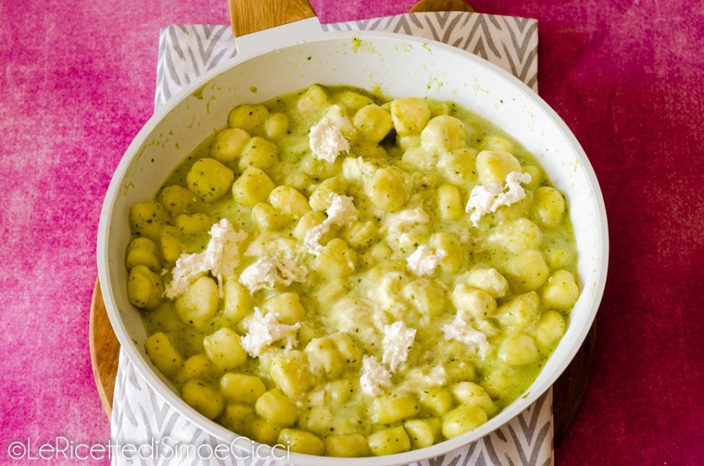 Gnocchi with pesto