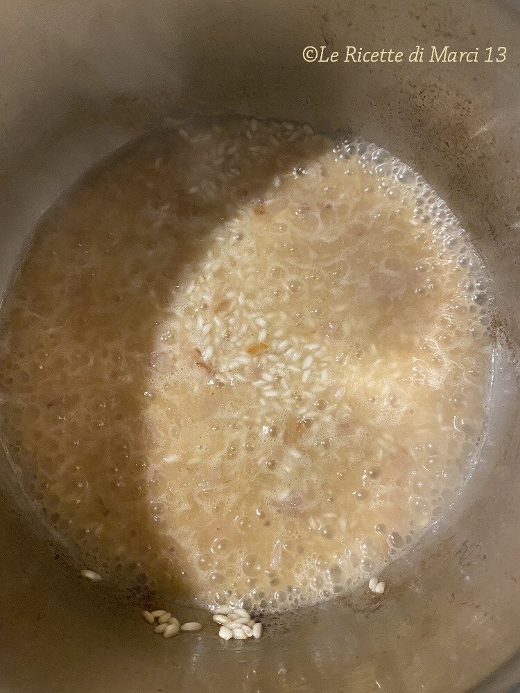 Creamy Gorgonzola Risotto with Pears and Walnuts