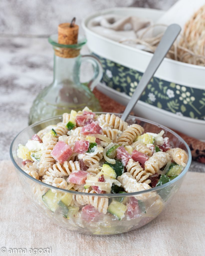 Creamy Cold Pasta with Zucchini and Philadelphia