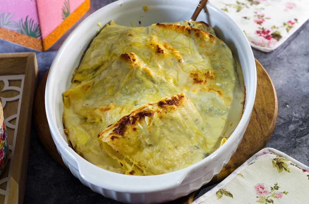 Crepes with Radicchio and Gorgonzola (delicious crepes recipe)