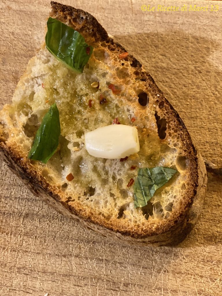 Crispy stale bread in the air fryer