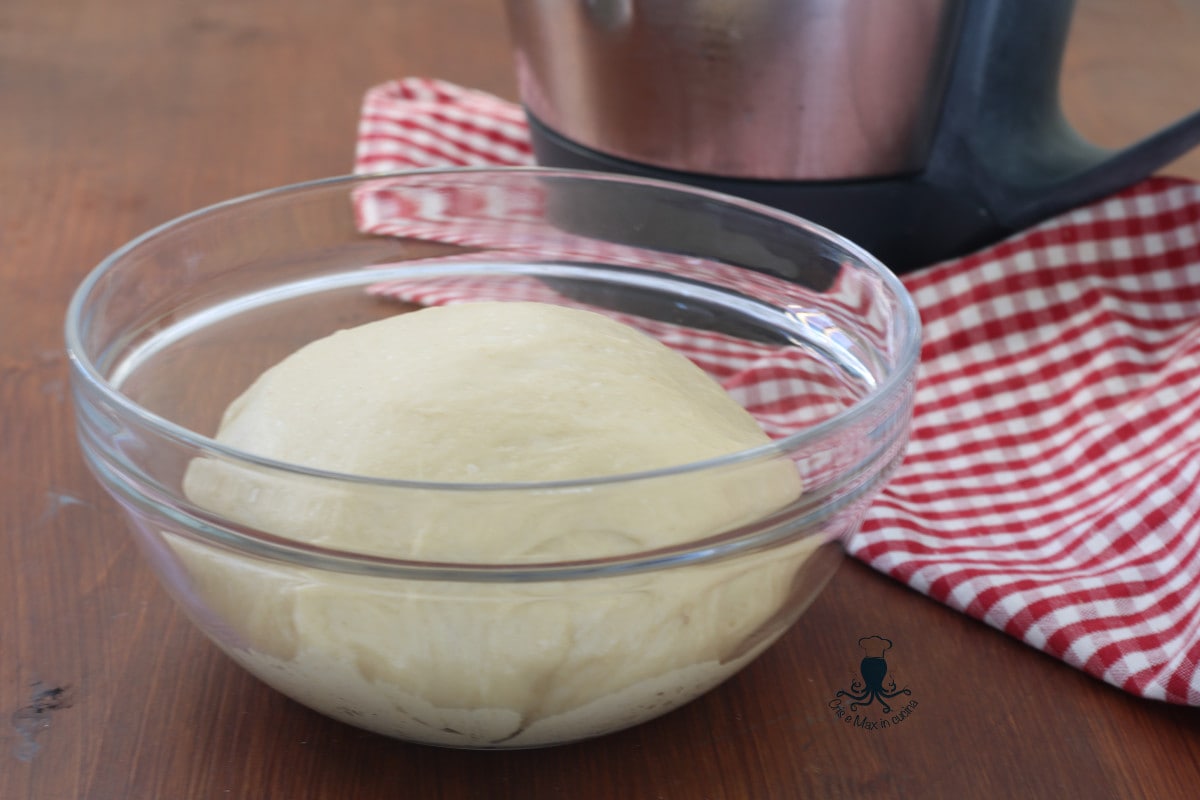 Dough for Danubio with Bimby, sweet or savory dough