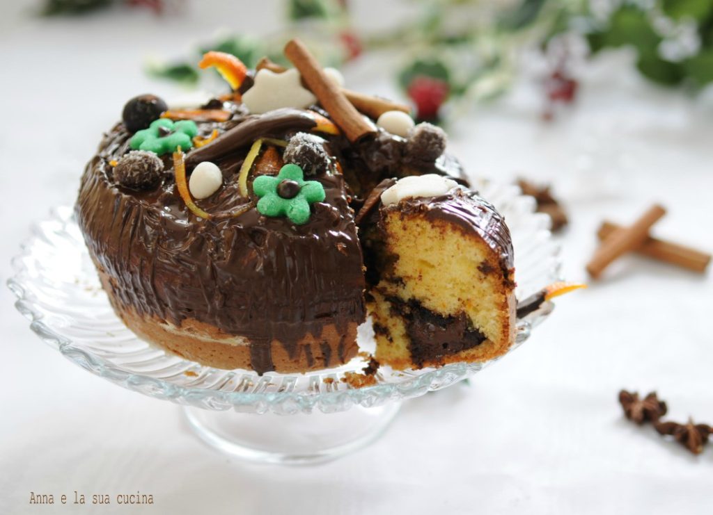 Orange Cake with Chocolate and Cinnamon