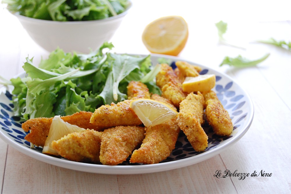 CRISPY CHICKEN STRIPS