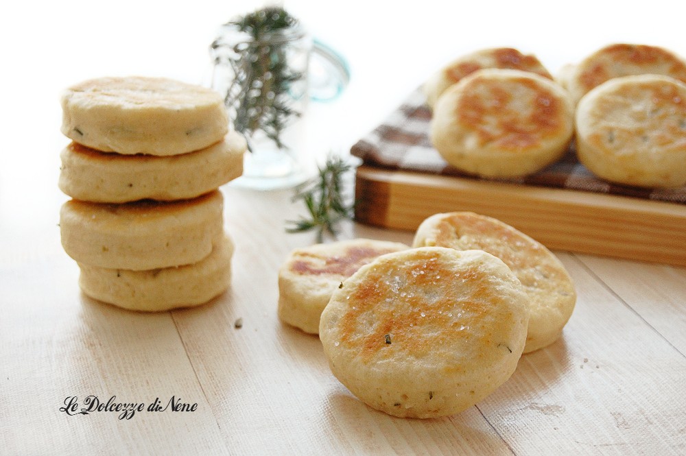 QUICK SKILLET FLATBREADS