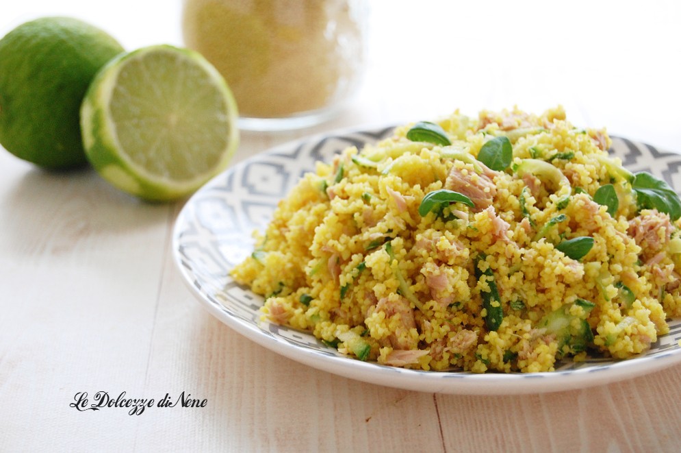 TURMERIC COUSCOUS WITH TUNA AND ZUCCHINI