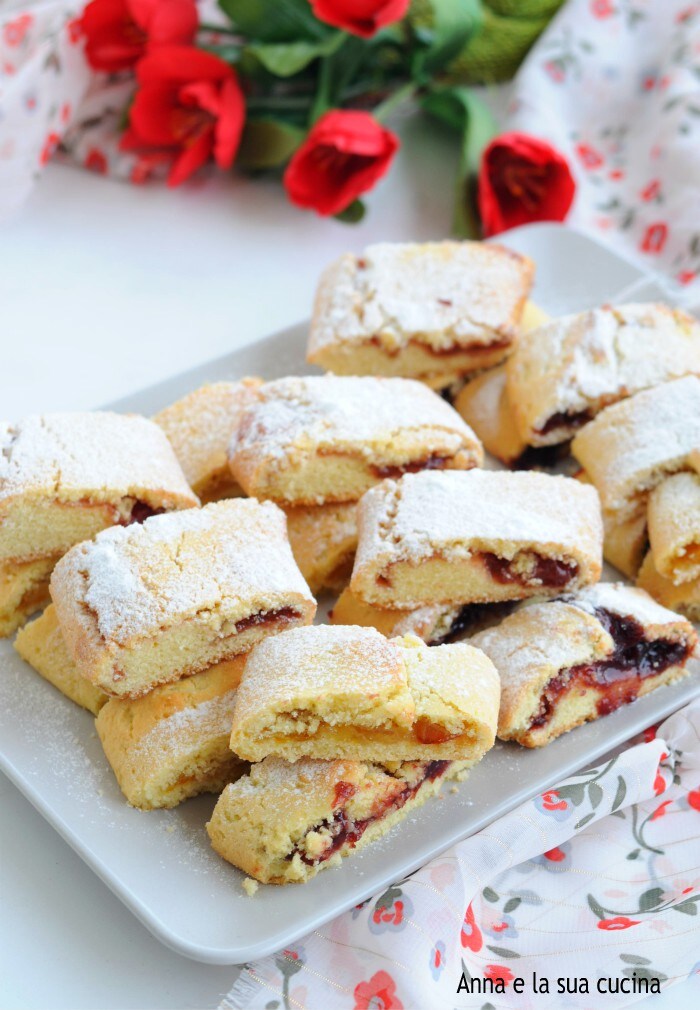 Rolled and Filled Lactose-Free Cookies