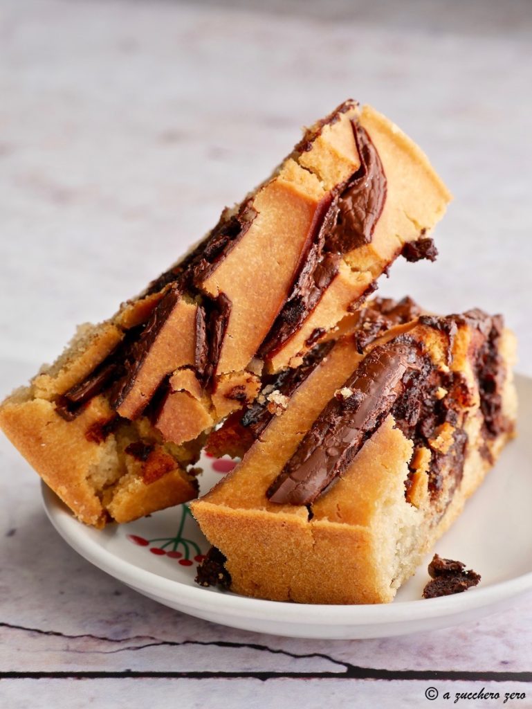 Dark Chocolate Plumcake without Butter, Milk, and Eggs