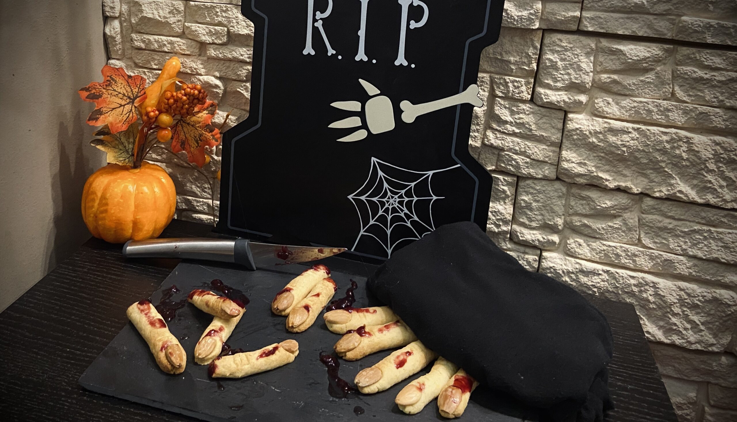 Witch Fingers