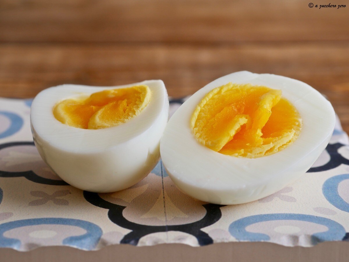 Hard Boiled Eggs That Peel Easily: Foolproof Method