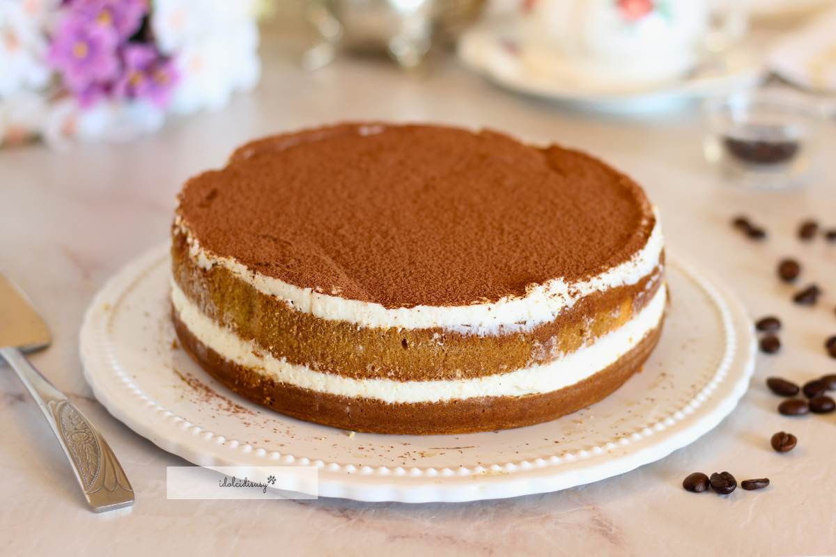 No-Bake Tiramisu Cake with Mascarpone Cream (Egg-Free)