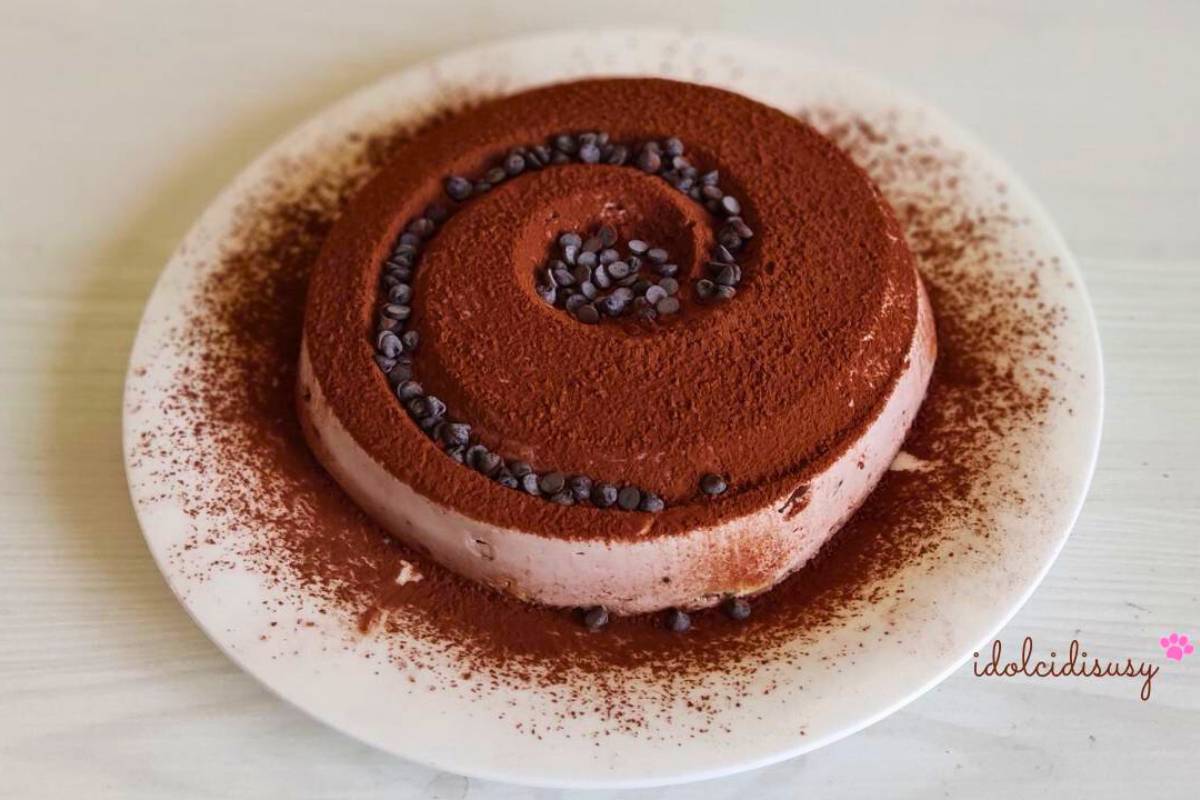 Cocoa semifreddo: creamy and easy no-bake recipe