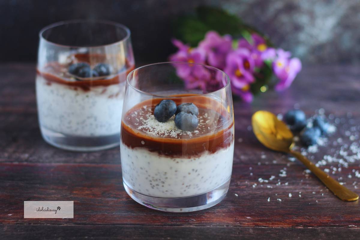 Creamy chia pudding with Greek yogurt: healthy and quick recipe