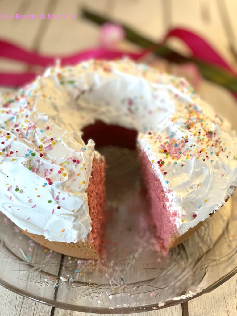 Easy Easter Bundt Cake. Ciaramicola