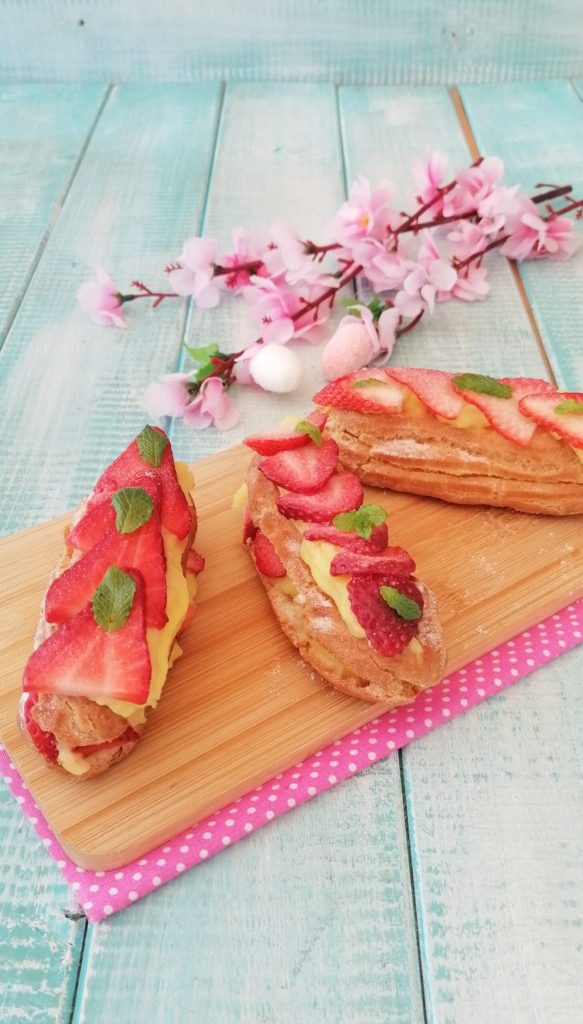 Eclair cream and strawberries