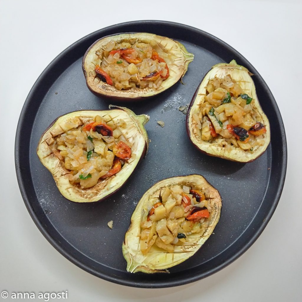 Eggplant basket with fried egg