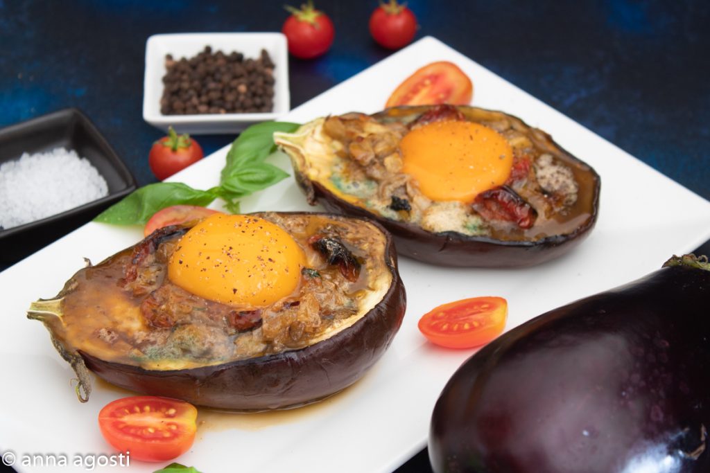 Eggplant basket with fried egg