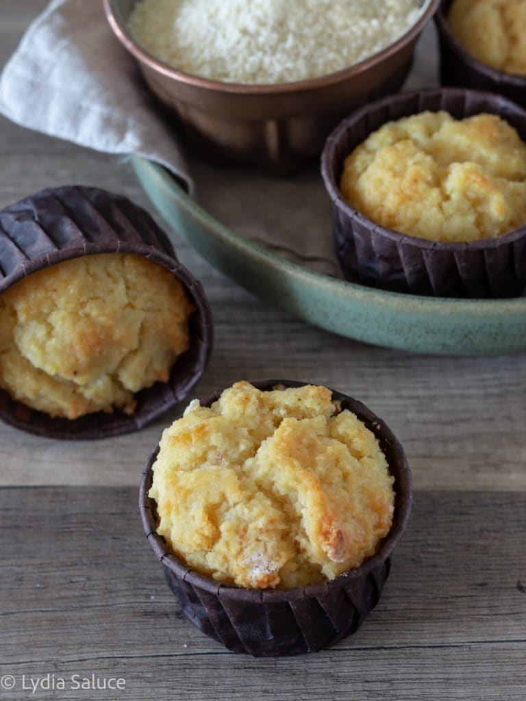 ricotta, honey, and almond cupcakes