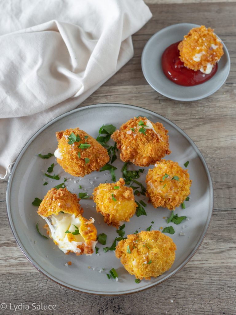 fried scamorza bites