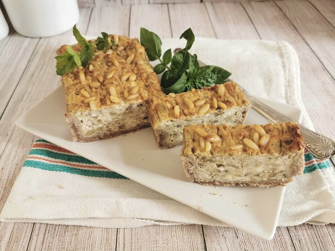 WHOLE WHEAT QUICHE WITH YOGURT AND EGGPLANTS