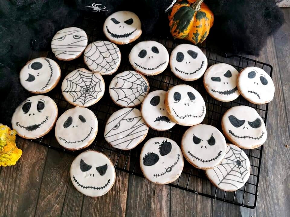 HALLOWEEN COOKIES