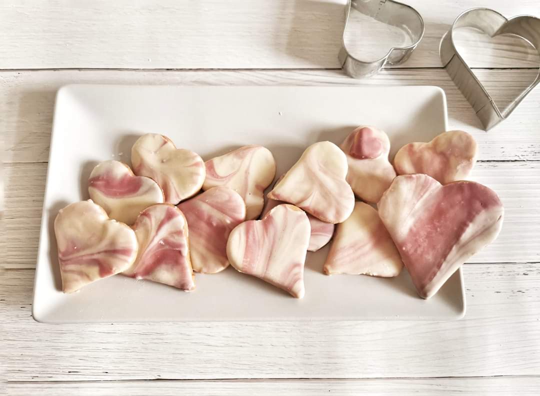 MARBLED HEART COOKIES
