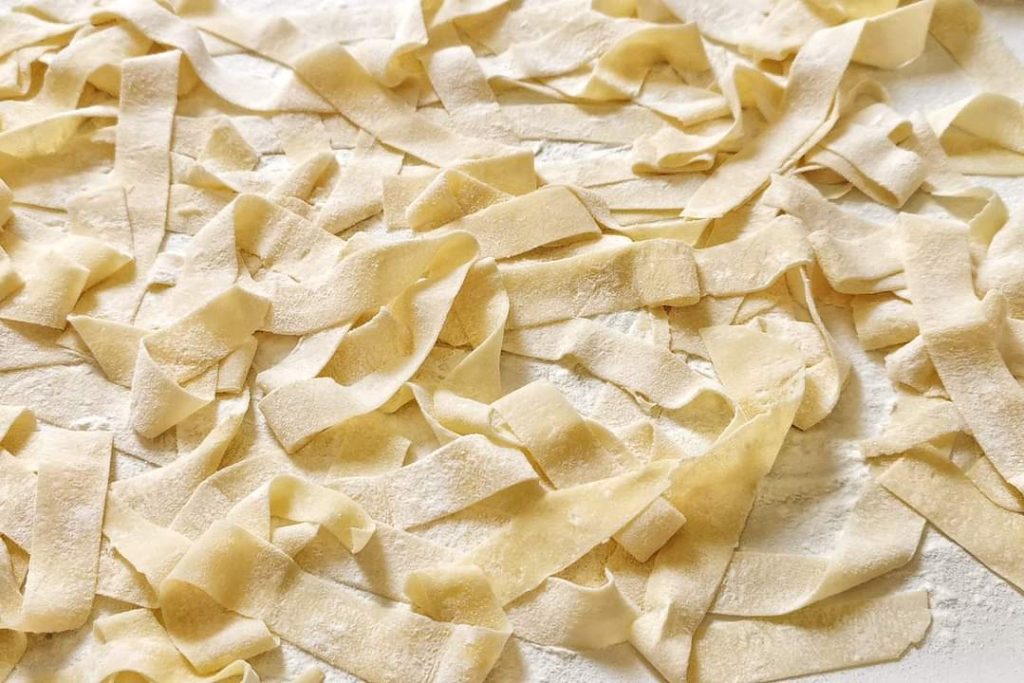 fresh egg pasta with planetary