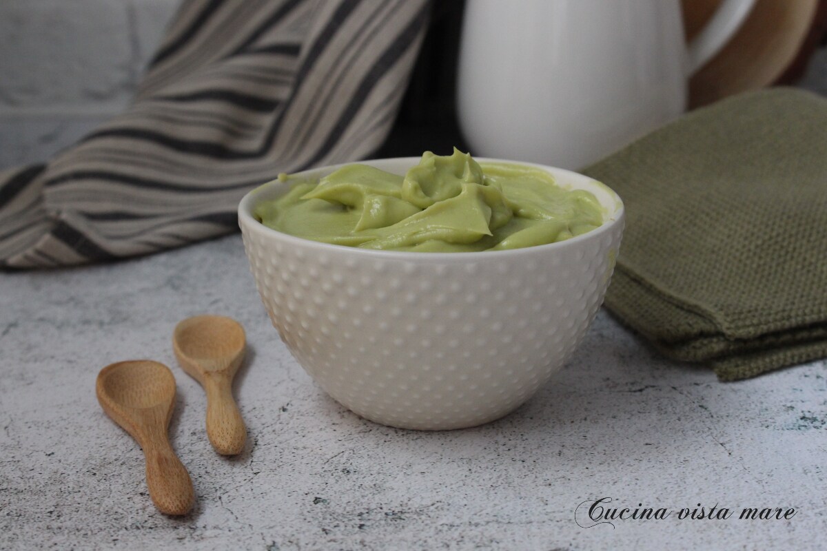 Fake Avocado Mayonnaise