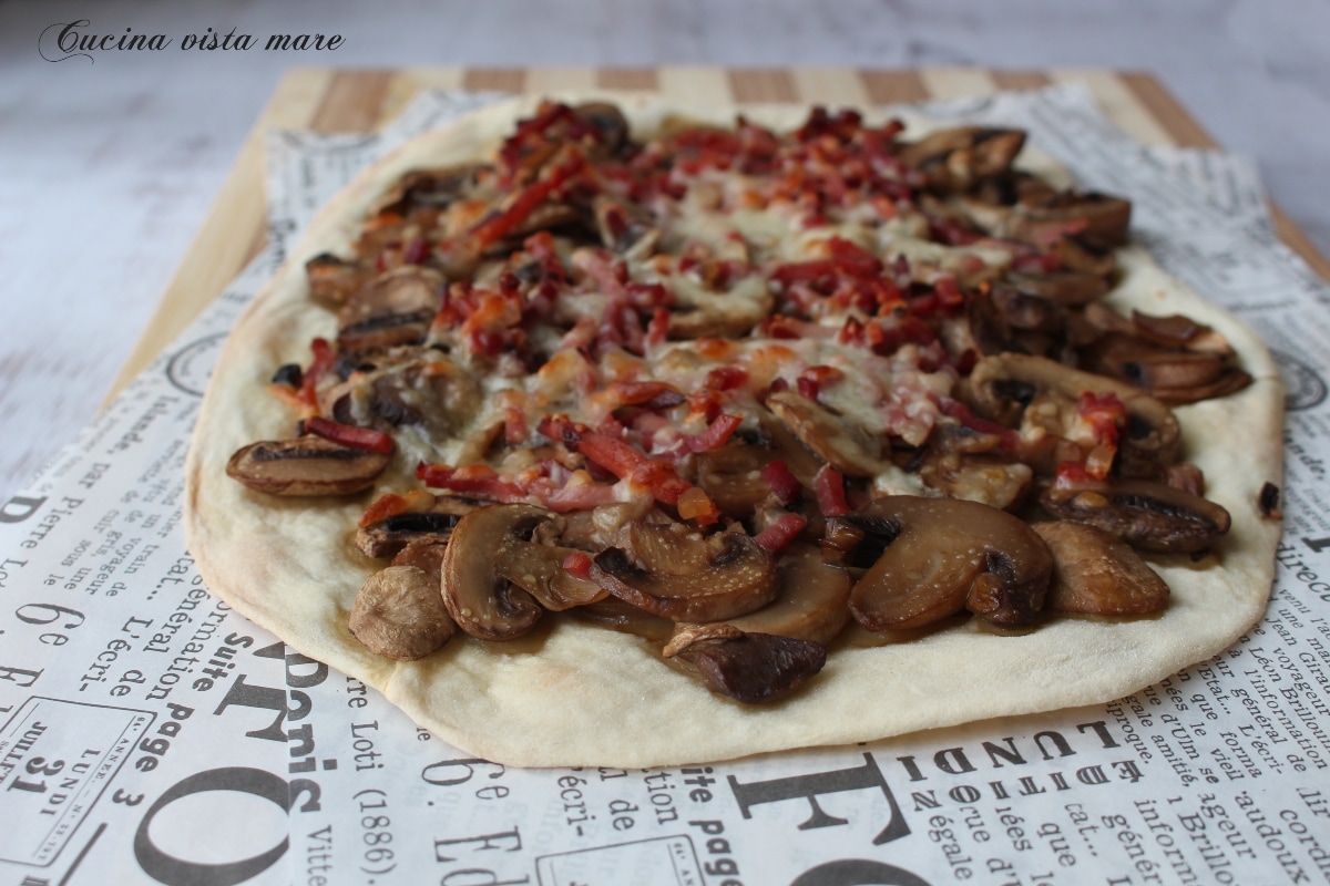 Flatbread with Mushrooms and Speck