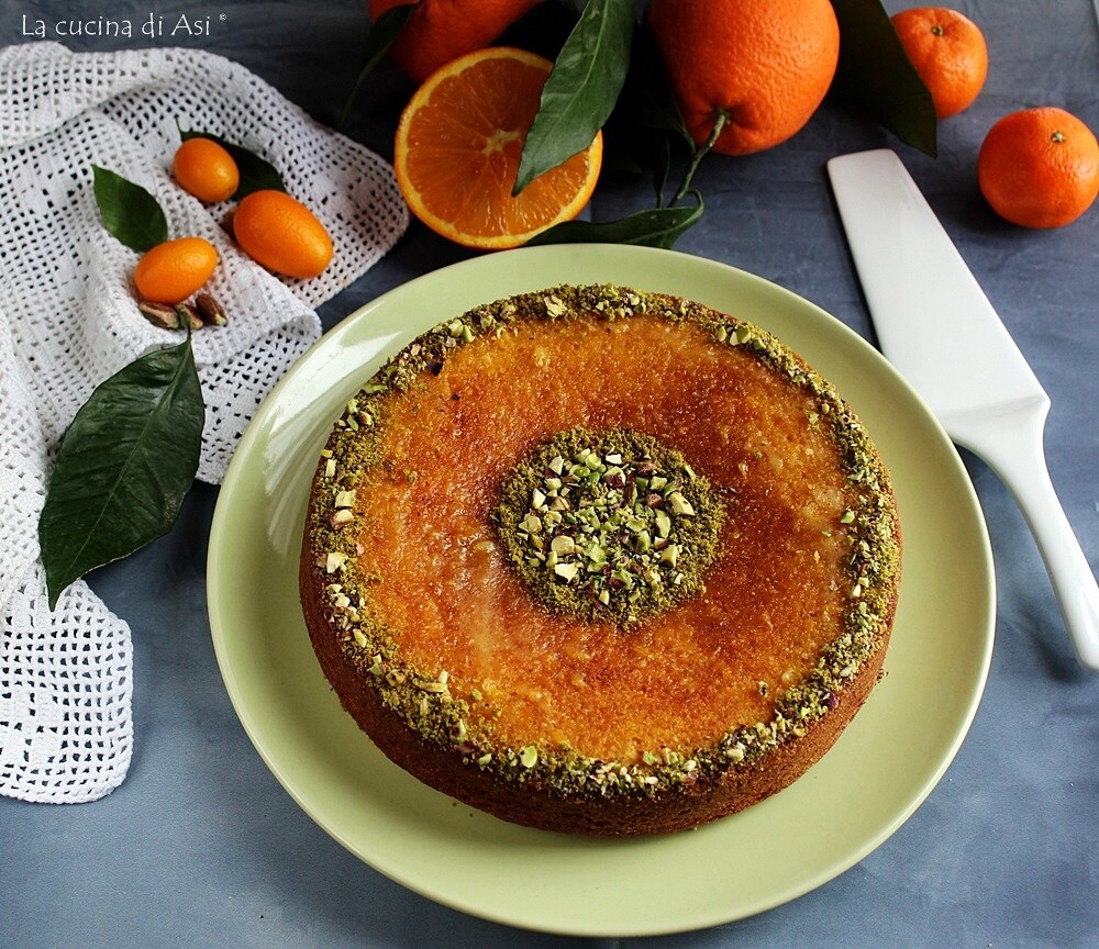 Fondant cake with blended orange