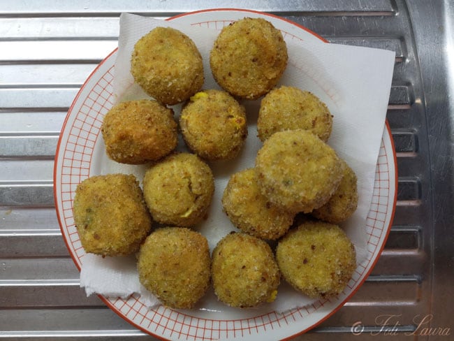 Fried boiled meatballs