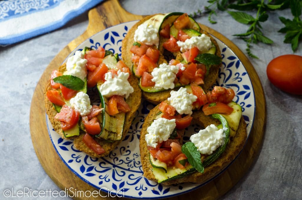 Friselle with Tomatoes and Zucchini