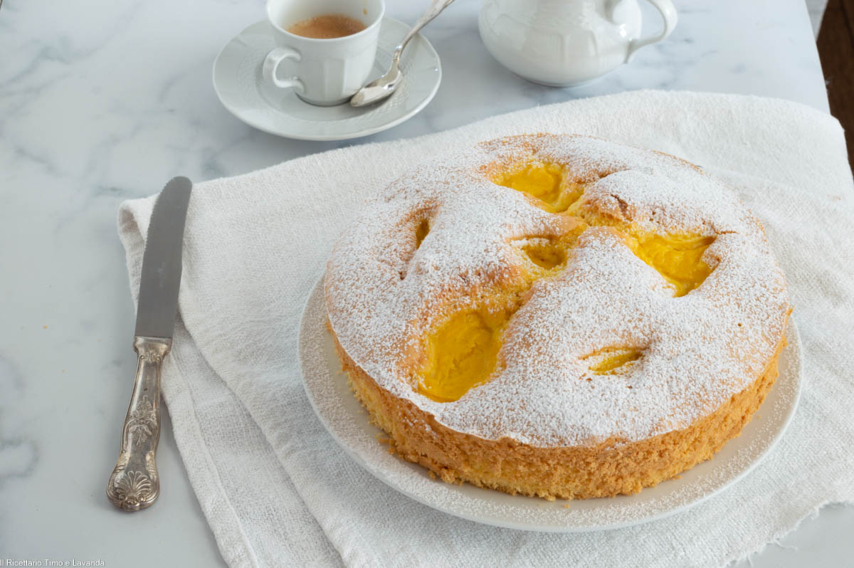 Gluten-Free Nua Cake with Cream