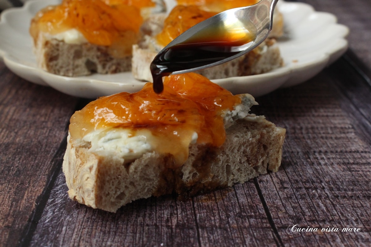 Gorgonzola and Persimmon Crostini
