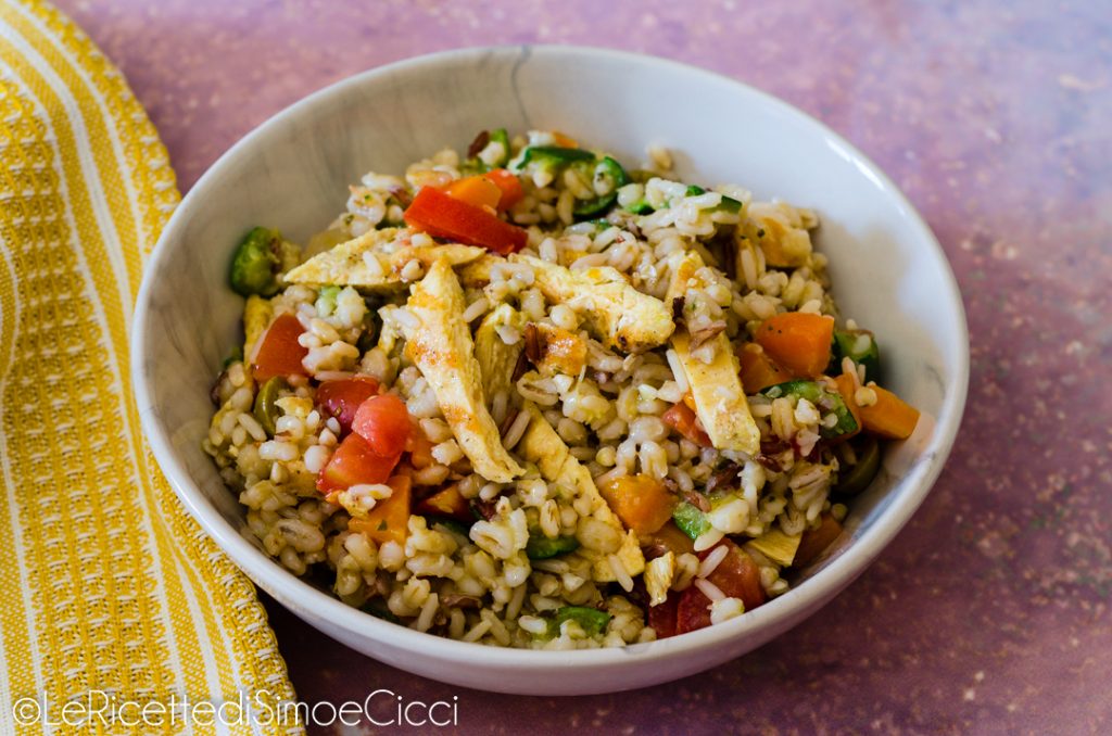 Grain Salad with Chicken and Vegetables